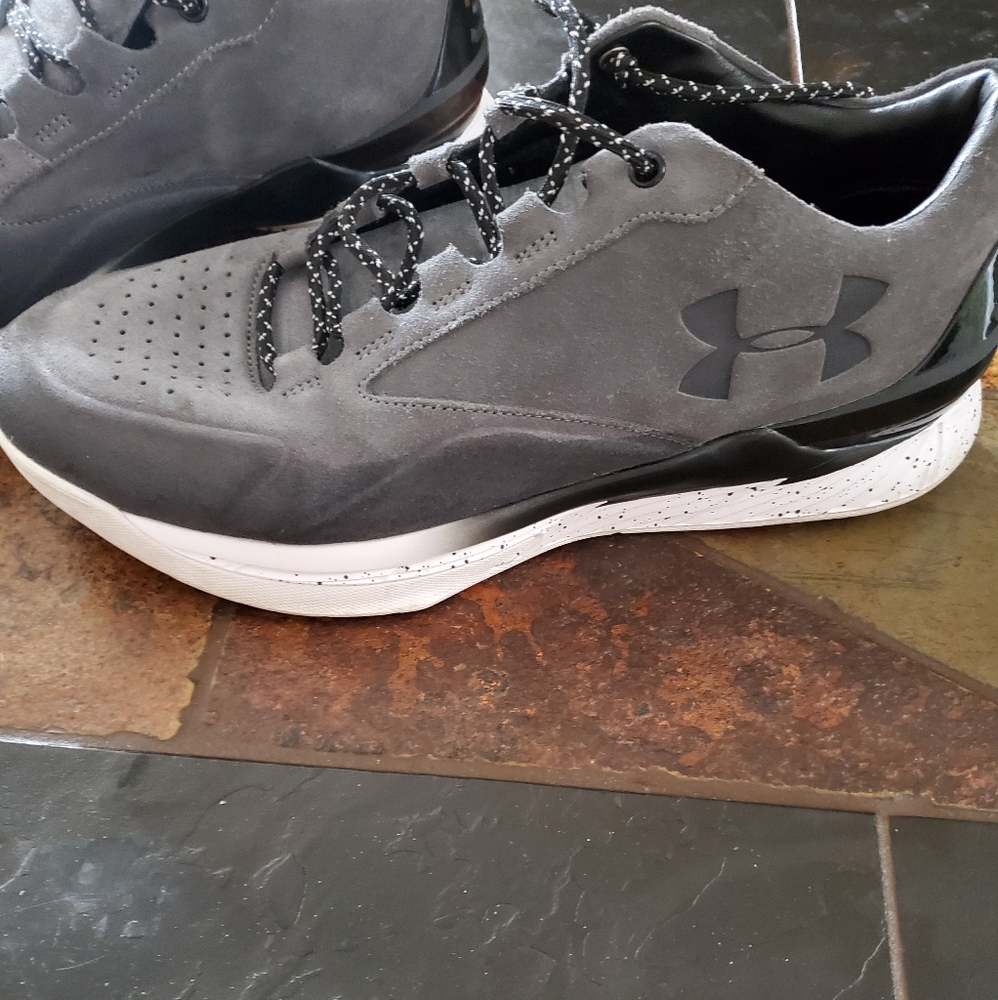 Under armor currys size 11